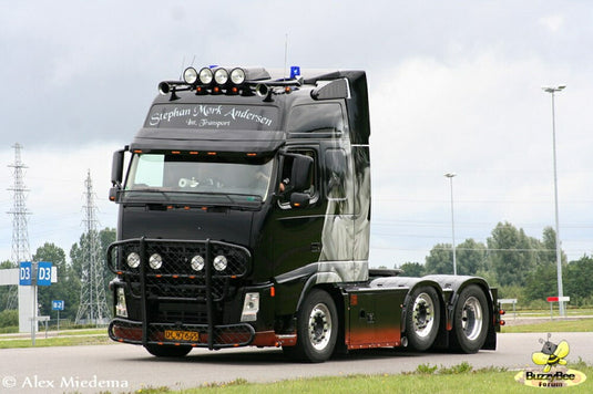 【予約】6-8月以降発売予定Andersen, StephanVolvo FH02 6x2 Globetrotter XL トラックトラクタ/TEKNO 1/50 模型 建設機械ミニチュア
