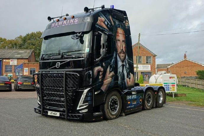 【予約】4-6月以降発売予定Hawkins Volvo FH05 Globetrotter XL 6x2 トラック トラクタ/Tekno  1/50 建設機械模型 工事車両