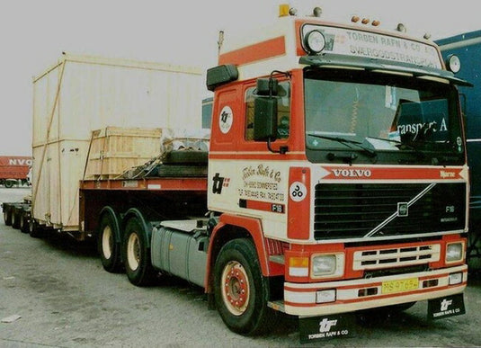 【予約】4-6月以降発売予定Torben Rafn Volvo F16 GL Semi Lowloader 4軸トラック  建設機械模型 工事車両 WSI 1/50 ミニチュア