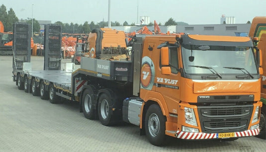 【予約】10-12月以降発売予定Van der Vlist VOLVO FM4 SLEEPER CAB 6x4 MCO PX - 5軸トレーラー /建設機械模型 工事車両WSI 1/50 ミニチュア
