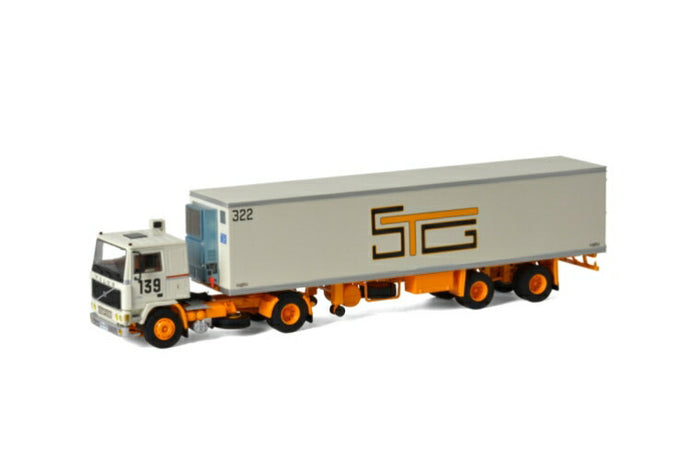 STG Autier VOLVO F10 4x2 リーファートレーラー CLASSIC - 2軸トラック  /建設機械模型 工事車両 WSI 1/50 ミニチュア