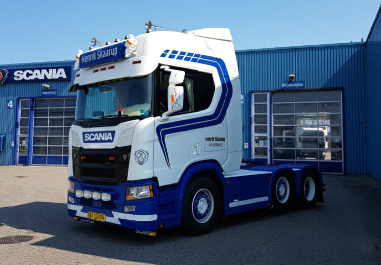 ギャラリービューアに画像をロードする, 【予約】6-8月以降発売予定Henrik Skaarup SCANIA R HIGHLINE CR20H 6x2 TWIN STEERトラック トラクタ/建設機械模型 工事車両 WSI 1/50 ミニチュア
