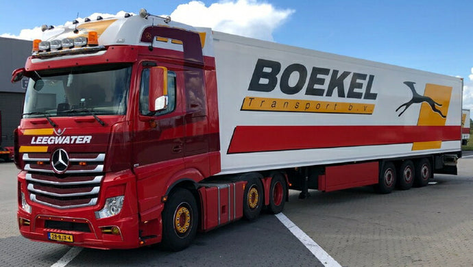 【予約】2019年4-6月以降発売予定BLT BV MERCEDES BENZ ACTROS MP4 GIGA SPACE 6x2 TWIN STEER リーファートレーラー 3軸 トラック /建設機械模型 工事車両 WSI 1/50 ミニチュア