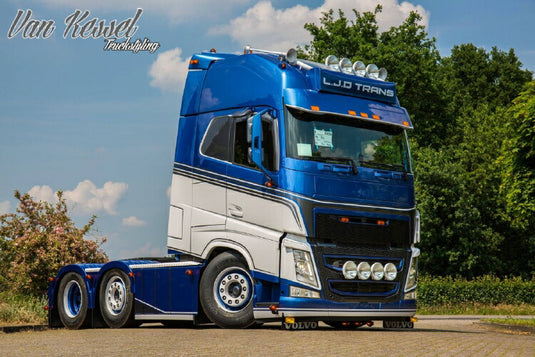 【予約】2019年6-8月以降発売予定LJD Trans VOLVO FH4 GLOBETROTTER XL 6X2 TWIN STEER トラック トラクタ/建設機械模型 工事車両 WSI 1/50 ミニチュア