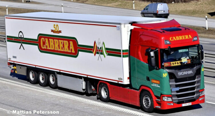 【予約】6-8月以降発売予定Transportes Cabrera SCANIA S HIGHLINE | CS20H 4X2 リーファートレーラー 3軸トラック/建設機械模型 工事車両 WSI 1/50 ミニチュア