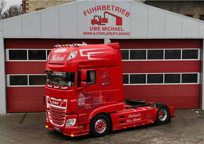 【予約】4-6月以降発売予定DAF XF SUPER SPACE CAB MY2017 4X2 トラック トラクタヘッド WSI 1/50 建設機械 模型ミニカー  はたらく車重機