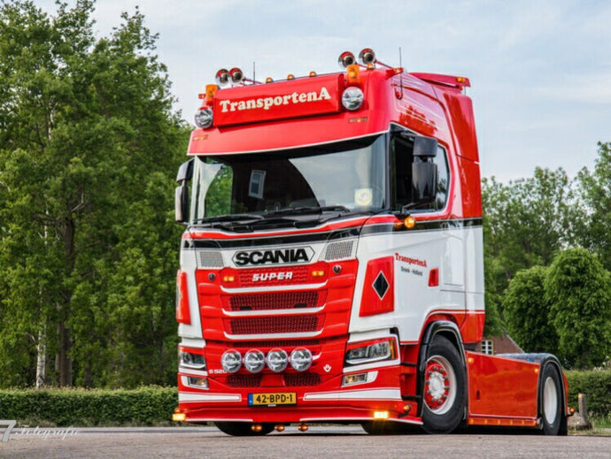 【予約】12月以降発売予定TRANSPORTENA SCANIA S HIGHLINE | CS20Hトラック トラクタ/WSI 1/50 建設機械 模型ミニカー  はたらく車 重機