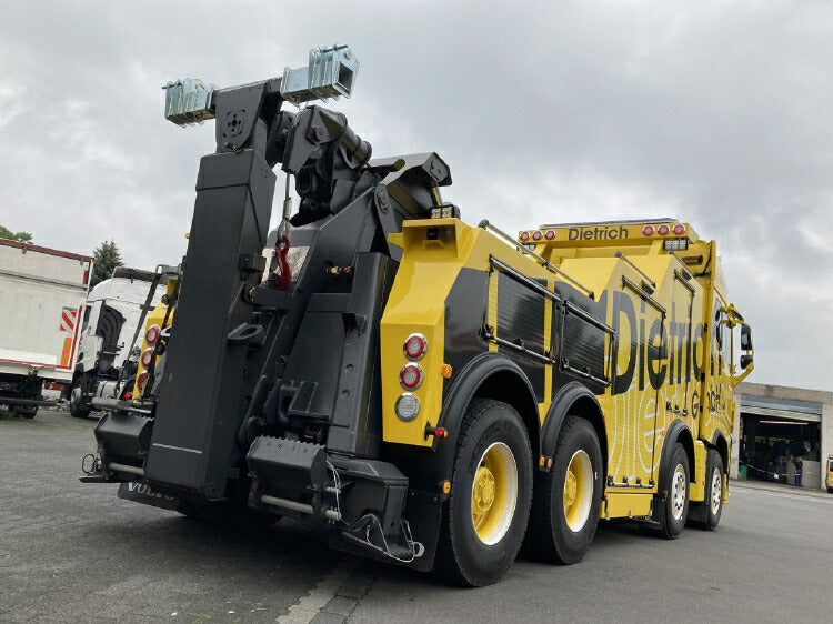 【予約】2021年2月以降発売予定Dietrich Gmbh VVOLVO FH4 GLOBETROTTER 8X4 FALKOMトラック /WSI 1/50 建設機械 模型ミニカー  はたらく車 重機