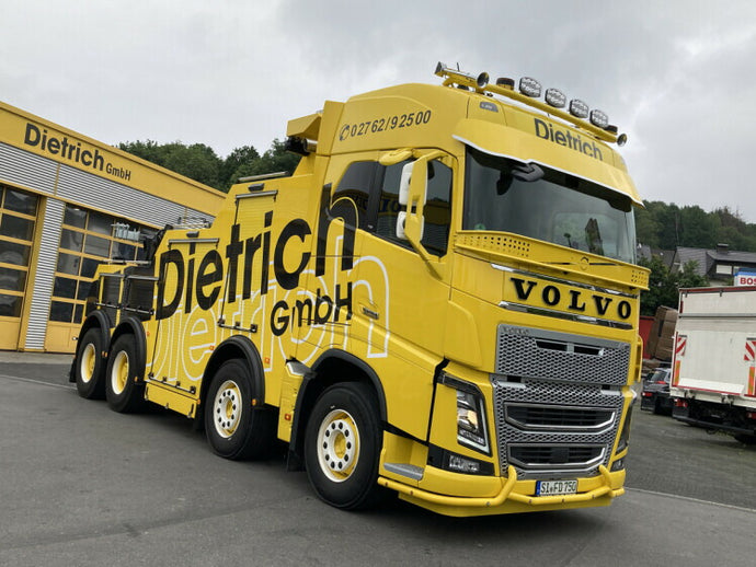 【予約】2021年2月以降発売予定Dietrich Gmbh VVOLVO FH4 GLOBETROTTER 8X4 FALKOMトラック /WSI 1/50 建設機械 模型ミニカー  はたらく車 重機