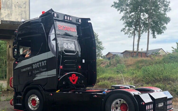 【予約】2021年1-3月以降発売予定Transports Bouyat SCANIA S HIGHLINE  CS20H 4x2 VOLUME TRAILER 3軸トラック  /WSI  建設機械模型 工事車両 1/50 ミニチュア