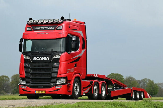 【予約】3月以降発売予定Geurts Trucks SCANIA S HIGHLINE 6X2 TRUCK TRANSPORTER 3 軸 トラック トラクタヘッド/WSI 建設機械模型 工事車両 1/50 ミニカー