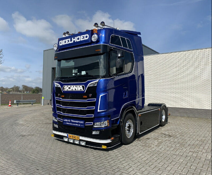 【予約】12月以降発売予定Gebr. Geelhoed BV SCANIA S HIGHLINE CS20H 4X2トラック トラクタ/WSI 建設機械模型 工事車両 1/50 ミニカー