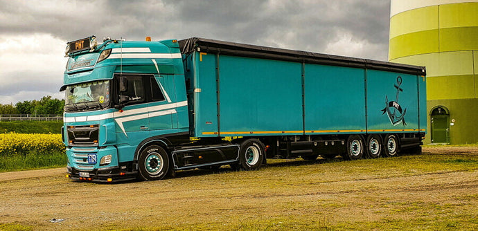 【予約】2022年発売予定PHT - PATRICK HENNIG DAF XF SUPER SPACE CAB MY2017 4X2 VOLUME TRAILER 3軸 トラック/WSI 建設機械模型 工事車両 1/50 ミニカー