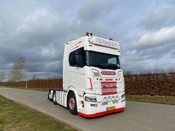 【予約】2023年3月以降発売予定Joey Termeer; SCANIA S HIGHLINE | CS20H 6X2 TAG AXLE トラクタ トラック /建設機械模型 工事車両 WSI 1/50 ミニチュア