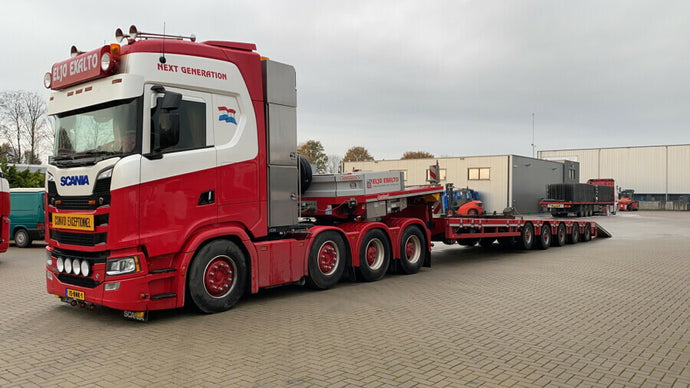 【予約】12月以降発売予定Eljo Exalto; SCANIA S HIGHLINE | CS20H 8X4 NOOTEBOOM MCO-PX トラック トレーラー/WSI 建設機械模型 工事車両 1/50 ミニカー