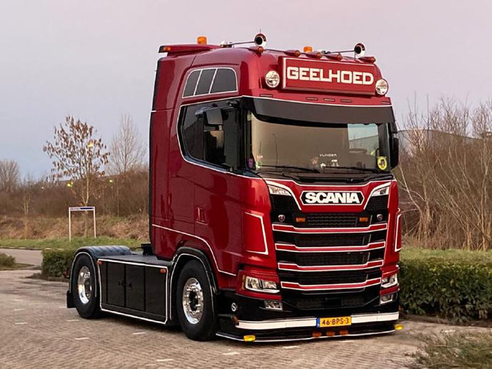 【予約】2023年3月以降発売予定Gebr. Geelhoed BV; SCANIA S HIGHLINE CS20H 4X2 トラクタ トラック /建設機械模型 工事車両 WSI 1/50 ミニチュア