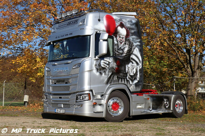 【予約】2022年発売予定DECKER TRANSPORTE SCANIA R HIGHLINE CR20H 4X2 トラクタ トラック/WSI 建設機械模型 工事車両 1/50 ミニカー