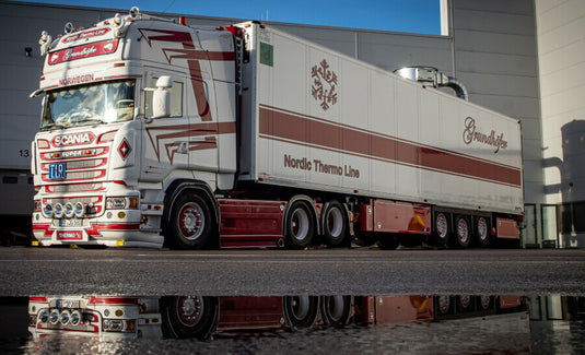 【予約】12月以降発売予定Grundhofer SCANIA STREAMLINE TOPLINE 6X2 TAG AXLE リーファートレーラー 3軸 トラック/WSI 建設機械模型 工事車両 1/50 ミニカー