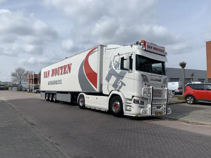 【予約】2023年3月以降発売予定Van Houten; SCANIA S NORMAL CS20N 4X2 REEFER TRAILER 3軸 トラック /建設機械模型 工事車両 WSI 1/50 ミニチュア