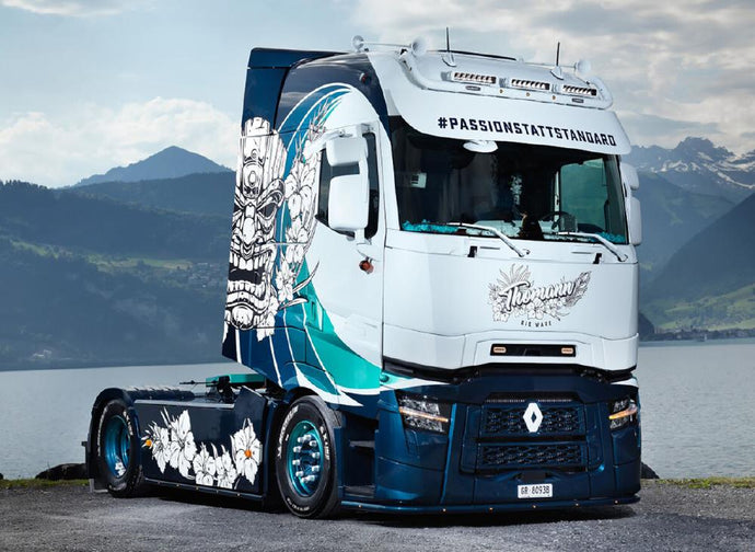 【予約】2024年発売予定THOMANN; RENAULT TRUCKS T HIGH EVO 4X2 トラック トラクタ /WSI 1/50 建設機械模型