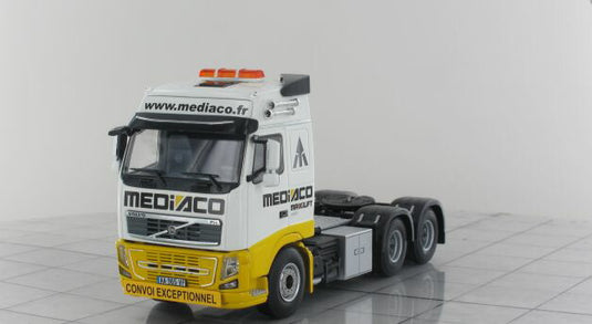 MEDIACO 4軸 セミ +VOLVOボルボ FH3 6X4 トラック　トラクタヘッド/WSI　1/50 建設機械模型　ミニカー