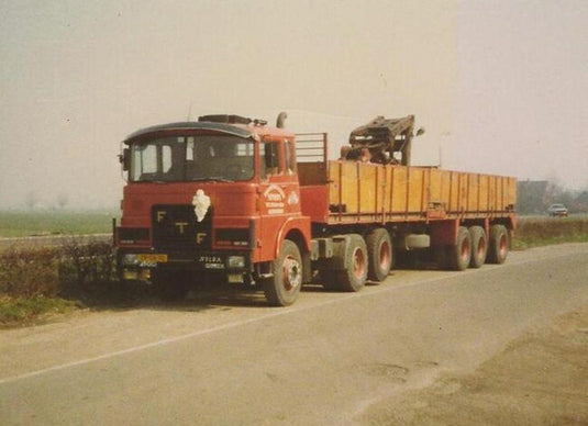 【予約】7-9月以降発売予定Severs FTF F Serie クラシックブリックトレーラー トラック /WSI 建設機械模型 工事車両 1/50 ミニチュア 重機