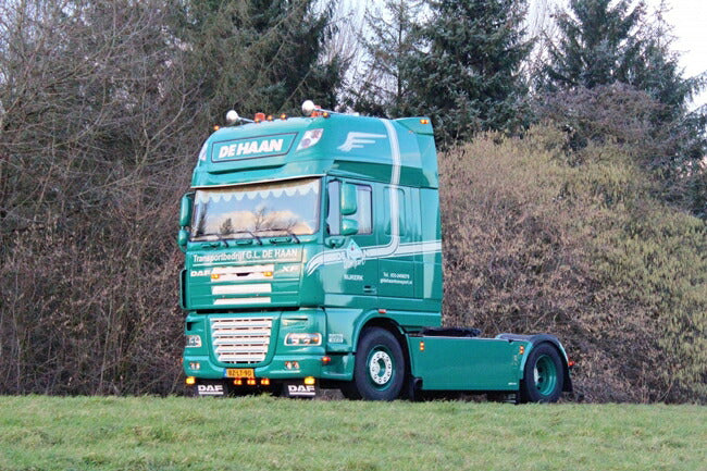 【予約】7-9月以降発売予定G.L. de Haan DAF XF 105 Super Space Cabトラックトラクタヘッド /WSI 建設機械模型 工事車両 1/50 ミニチュア 重機