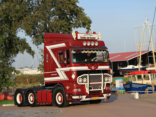 【予約】7-9月以降発売予定Stefan de Koster DAF XF 105 Space Cab トラックトラクタヘッド /WSI 建設機械模型 工事車両 1/50 ミニチュア 重機