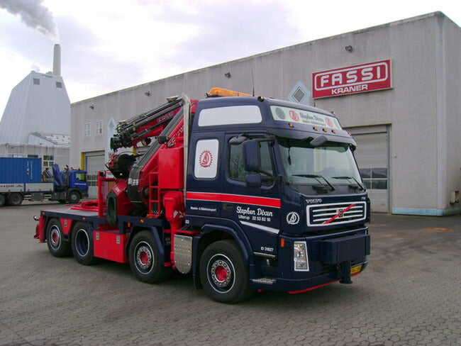 【予約】7月-9月以降発売予定Stephen Dixen VOLVOボルボ FM Globetrotter Fassi F1300XPトラック /WSI 建設機械模型 工事車両 1/50 ミニチュア