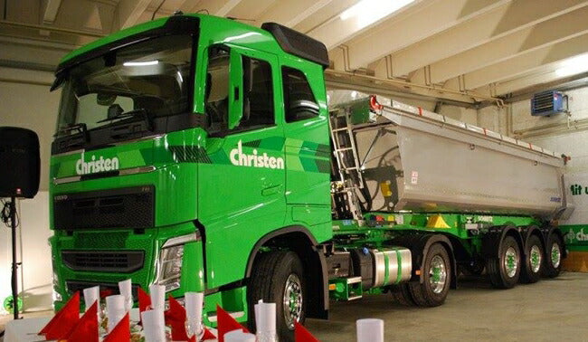 【予約】7月-9月以降発売予定Christen AG Volvoボルボ FH4 Sleeper Cab Halfpipe Tipper トレーラー トラック/WSI 建設機械模型 工事車両 1/50 ミニチュア