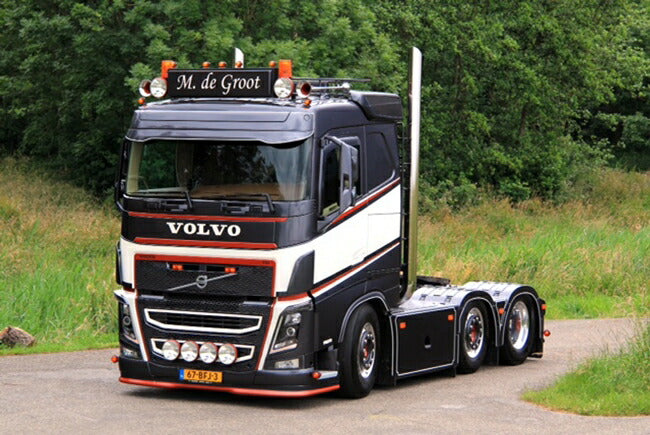 【予約】2016年1月-3月以降発売予定M. de Groot Volvoボルボ FH4 Sleeper Cab トラックトラクタヘッド /WSI 建設機械模型 工事車両 1/50 ミニチュア