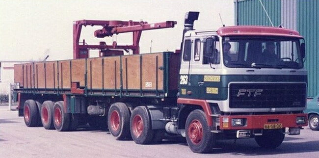 【予約】2016年4-6月以降発売予定Hendriks Lobith FTF FS serie Classic Brick Trailerトラック トレーラー/WSI 建設機械模型 工事車両 1/50 ミニチュア