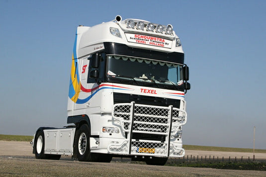 【予約】4-6月以降発売予定Schouwstra Transport DAF XF 105 Super Space Cabトラック トラクタヘッド　/WSI 建設機械模型 工事車両 1/50 ミニチュア