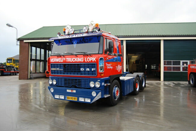 【予約】7-9月以降発売予定Verweij's Trucking DAF 3300　トラックトラクタヘッド /WSI 建設機械模型 工事車両 1/50 ミニチュア